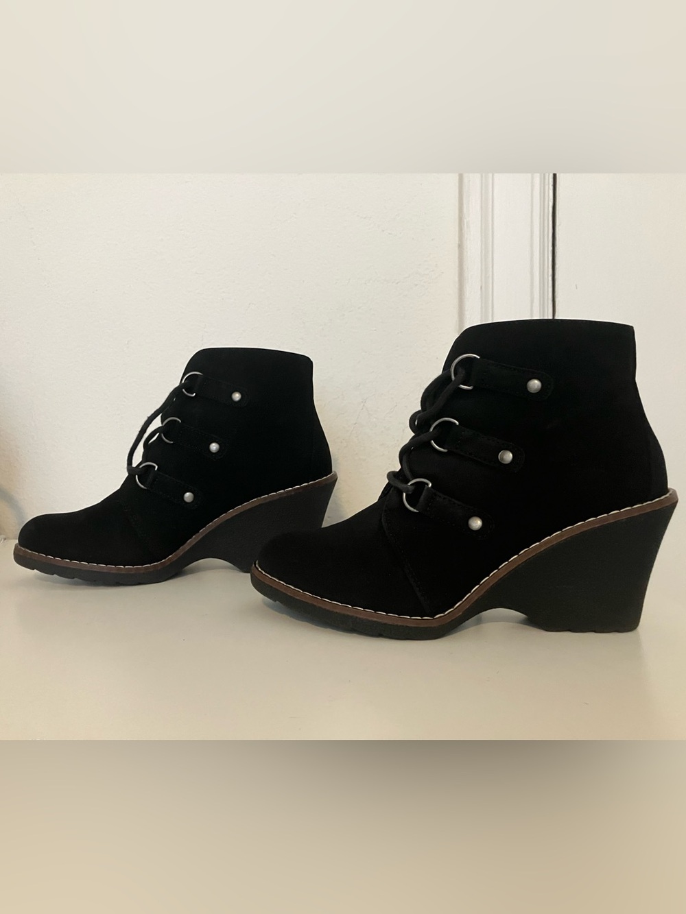 White Mountain Wedge Ankle Boots, Size 8